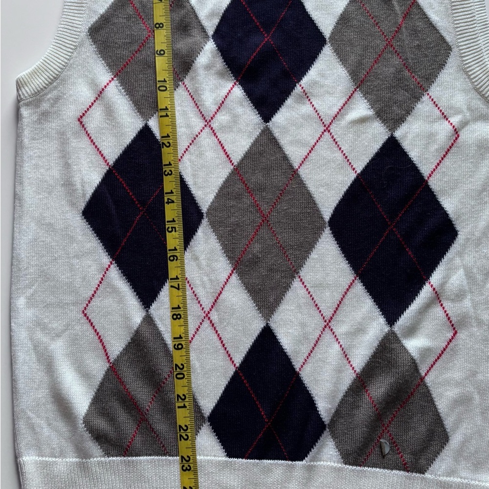 VEST - Picture 10 of 10